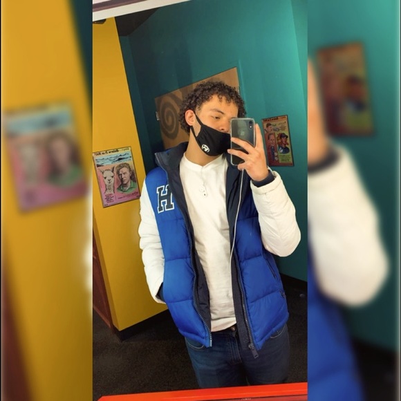 Meet your Posher, Damian - Picture 1 of 2